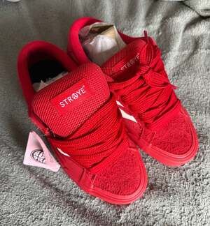 STRAYE Logan Puff Cupid